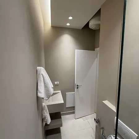27 Apartment